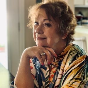 Meet your Posher, Linda